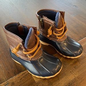 Toddler girls Sperry boots!